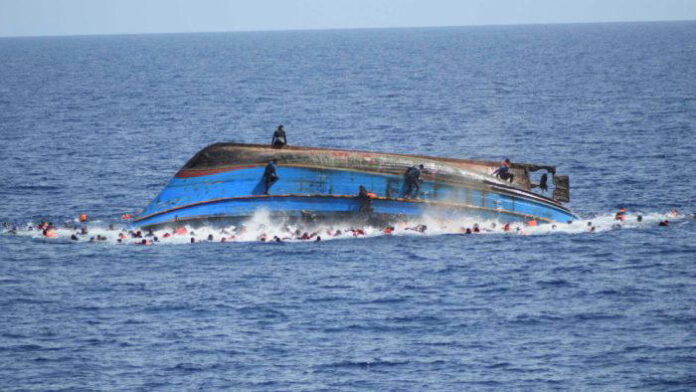 Boat-mishap-76JIAx-696x392-1.jpg